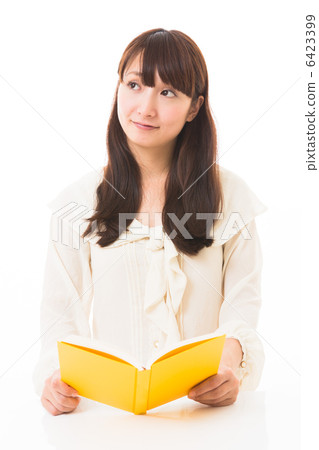 讀一本書的女人 讀一本書的女人 6423399
