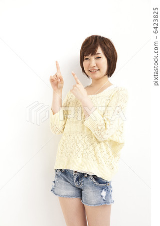 A portrait of a young lady A portrait of a young lady 6423825