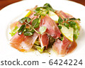 Raw ham and apple salad 6424224