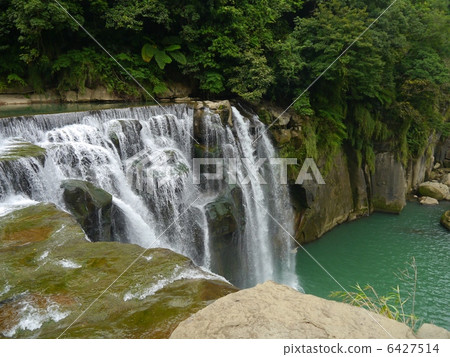 Suifu Waterfall Taiwan 6427514