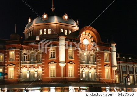 Restored Tokyo Station 6427590