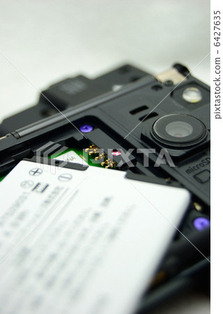 Smartphone battery 6427635