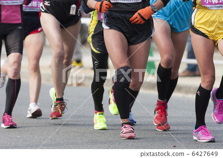 Marathon runner 6427649