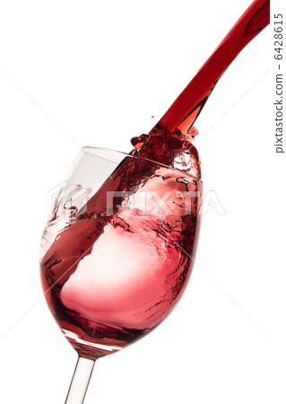 pouring red wine 6428615