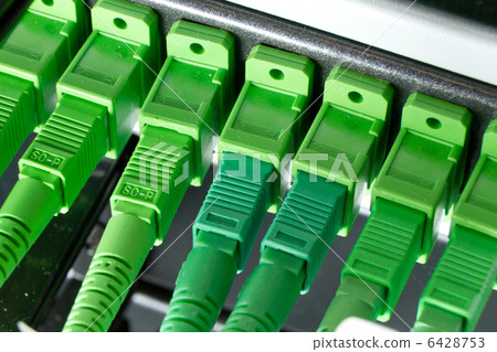 optic fiber hub 6428753