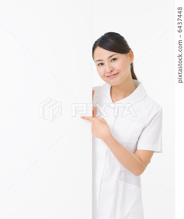 a working woman                          6437448