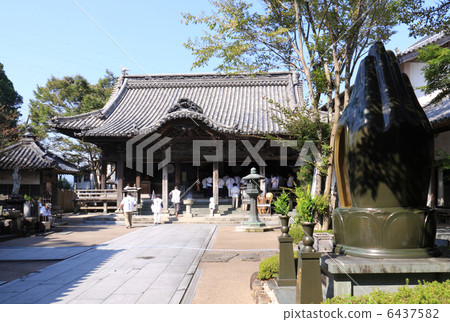 四國佛第十三佛“大日寺”大雄寶殿和朝聖 四國佛第十三佛“大日寺”大雄寶殿和朝聖 6437582