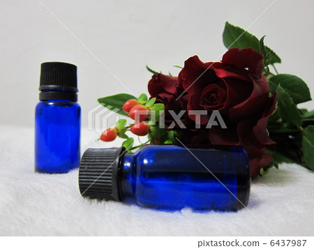 Essential oil 6437987