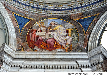 Inside of Vatican museum. 6438908