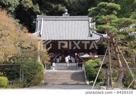 Shikoku Shrine Platform No. 50 Buddhist temple "Shida-ji" main hall Shikoku Shrine Platform No. 50 Buddhist temple "Shida-ji" main hall 6439320