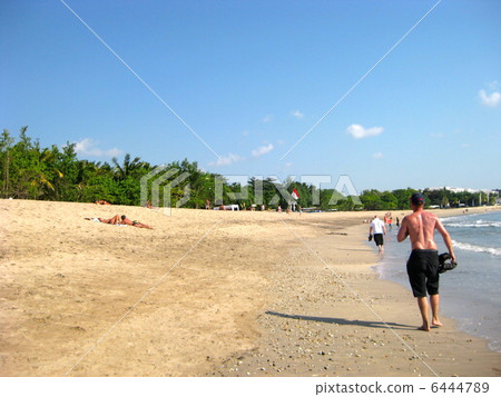 庫塔海灘 6444789