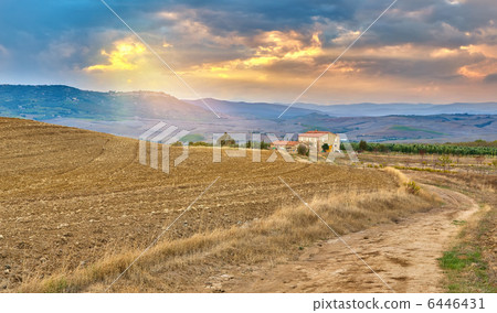 Tuscany landscape 6446431