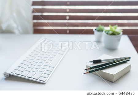 Office · Desk · foliage · pencil Office · Desk · foliage · pencil 6448455