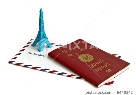 護照和航空郵件信封 6448842