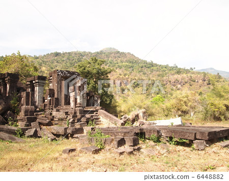 世界遺產Wat Phu在雪松遺骸附近 6448882