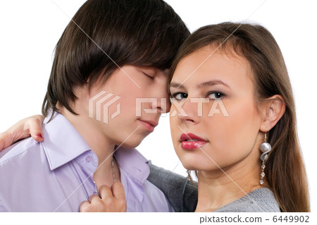 young couple 6449902