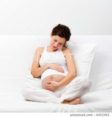 Young pregnant woman Young pregnant woman 6452401