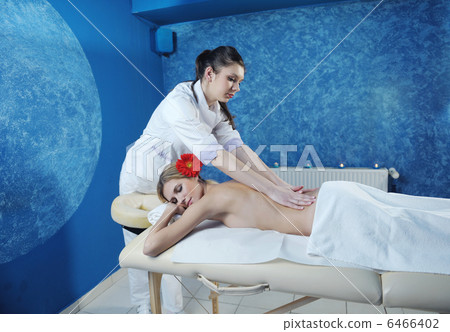 Beautiful young woman in spa Beautiful young woman in spa 6466402