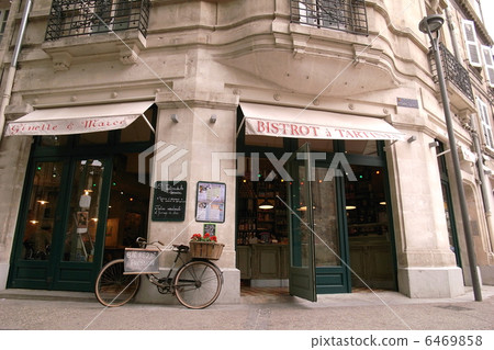 French cafe French cafe 6469858