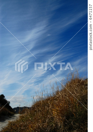 autumn sky  6471157