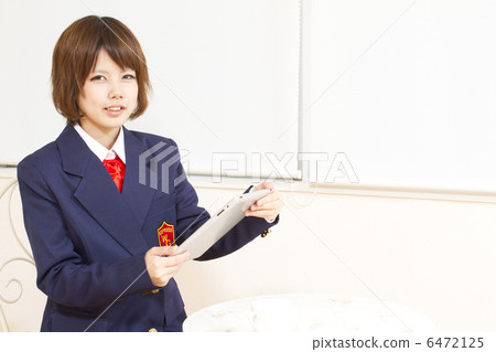 Student watching tablet 6472125