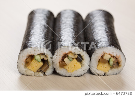 Sushi rolls Sushi rolls 6473788