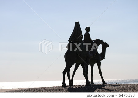 Desert 2 of the Moon 2 Desert 2 of the Moon 2 6475153