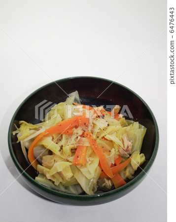Tuna cabbage soups Tuna cabbage soups 6476443