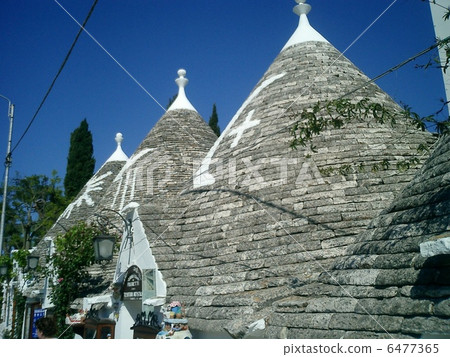 阿爾貝羅貝洛的尖頂 阿爾貝羅貝洛的尖頂 6477365