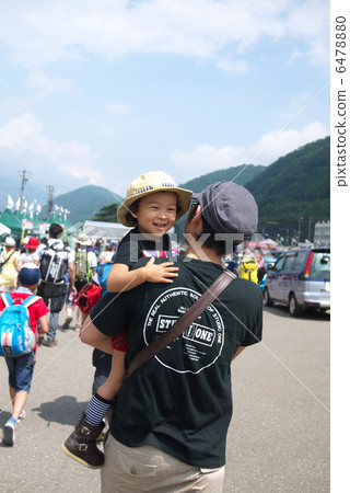 At the outdoor festival 6478880