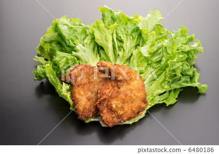 炸雞和生菜 6480186