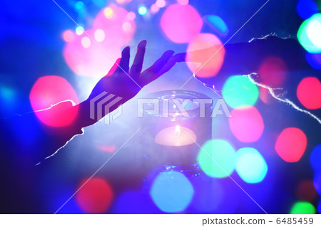 Hands and hands 6485459