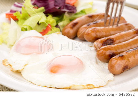 Sausage and fried eggs Sausage and fried eggs 6486552