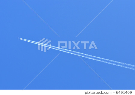 飛機雲 6491409