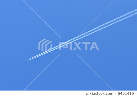 Contrail 6491410