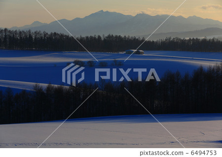 Ashibetsutake和冬天的小山 6494753