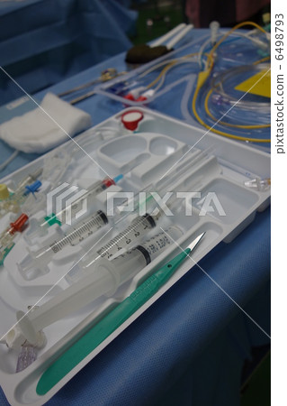 Pulmonary artery catheter Pulmonary artery catheter 6498793