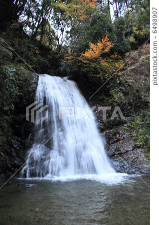 Phantom waterfall 6498907