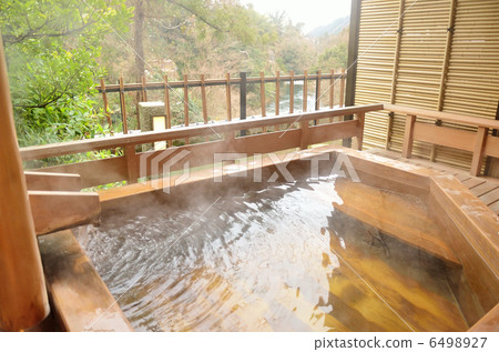 Hinode's open-air bath 6498927