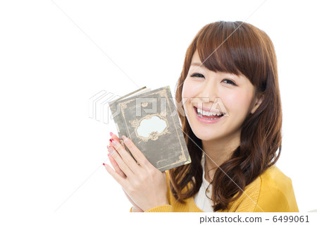 一個女人讀 6499061