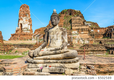 Buddha statue of Wat Mahathat (Thailand, Ayutthaya) 6502589