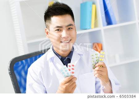 Advice of a pharmacist 6503384