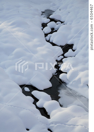 Snowy river Snowy river 6504467