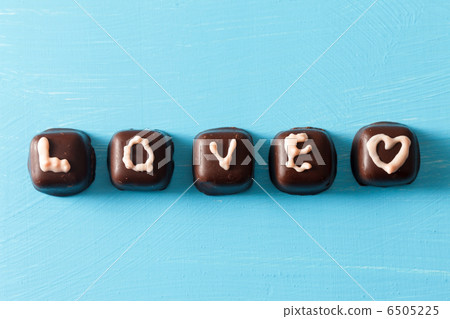 chocolate Valentines present chocolate Valentines present 6505225