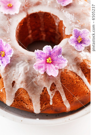 iced cake iced cake 6505237