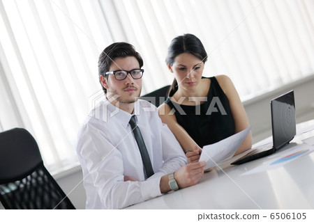business people in a meeting at office 6506105