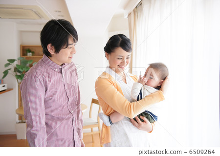 寶寶和家人 寶寶和家人 6509264
