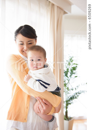 寶寶和家人 寶寶和家人 6509269