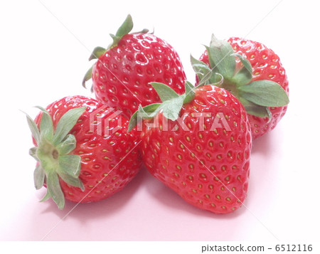 Strawberries 6512116