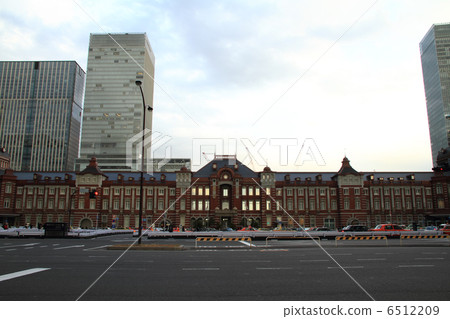 東京站和車站前的主要街道 6512209